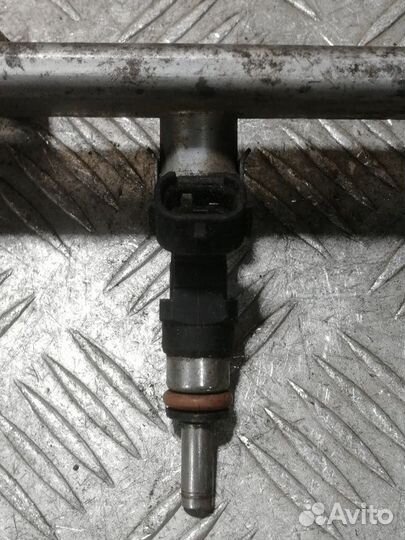 Форсунка двигателя Mitsubishi Lancer 10