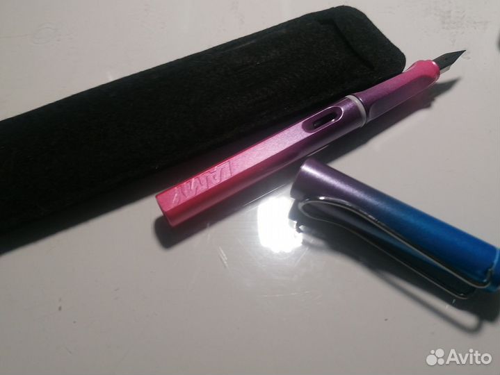 Перьевая ручка lamy