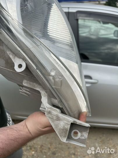 Левая фара toyota belta 2009 рест KSP92, 1krfe