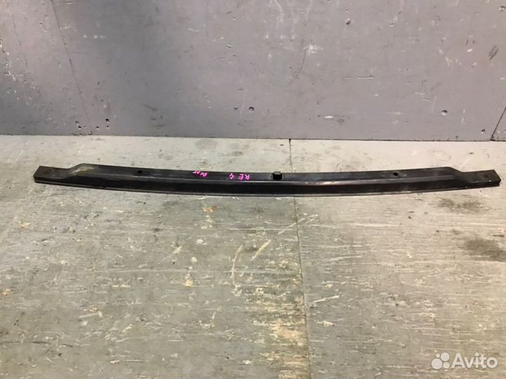 Верхняя планка телевизора передняя Honda Cr-V 3 RE