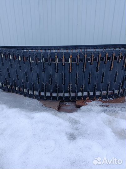 Гусеница и ведущий вал со звездами тайга 500 бу