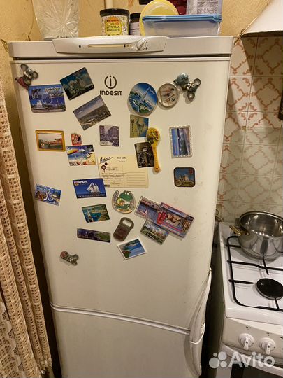 Холодильник indesit