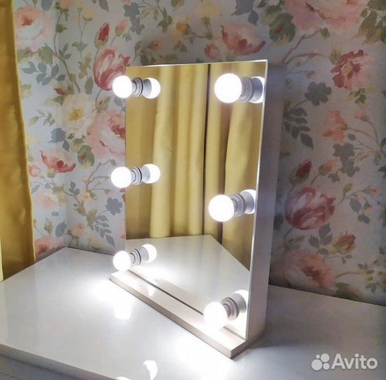 Безрамное гримерное зеркало