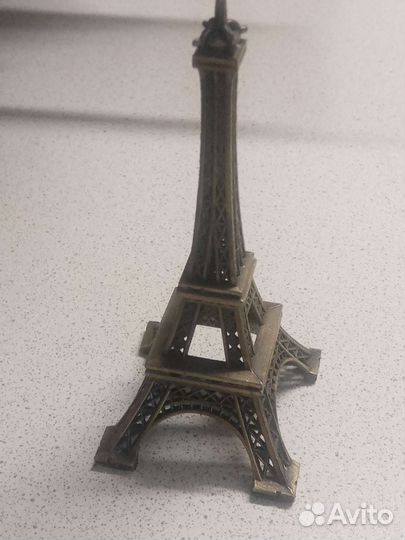 Эйфелева башня железная