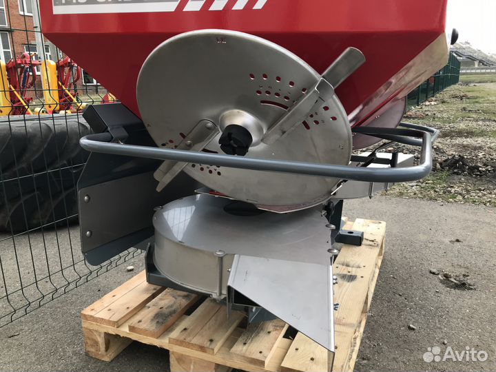 Разбрасыватель удобрений Unia MS-SAD, 2022