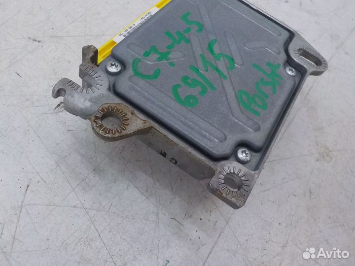 Блок управления подушками безопасности Porsche Cay