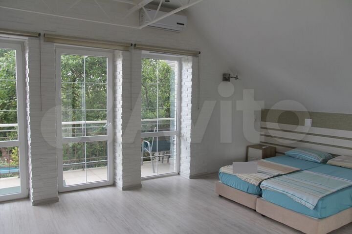 Коттедж 170 м² на участке 12 сот.