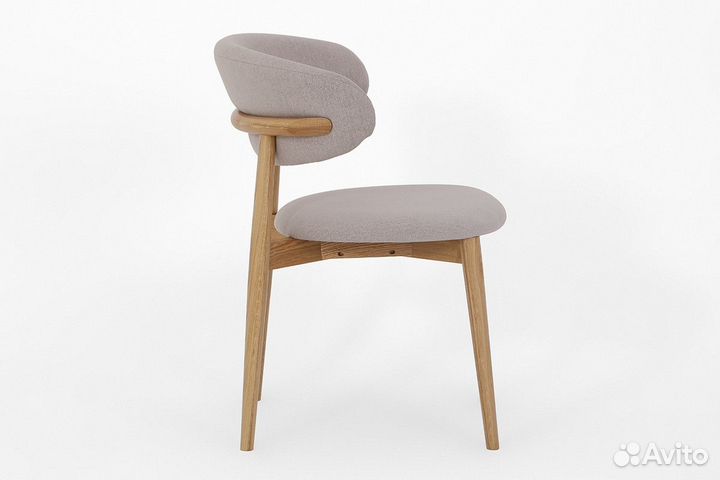 Стул из массива дуба