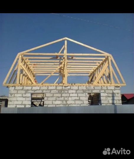 Бригада строителей