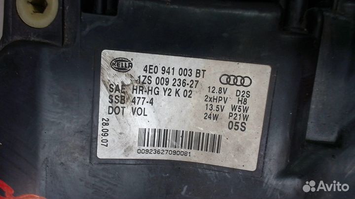 Фара (передняя) Audi A8 (D3), 2008