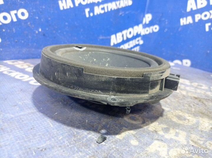 Динамик Ford Focus 3 седан 2012