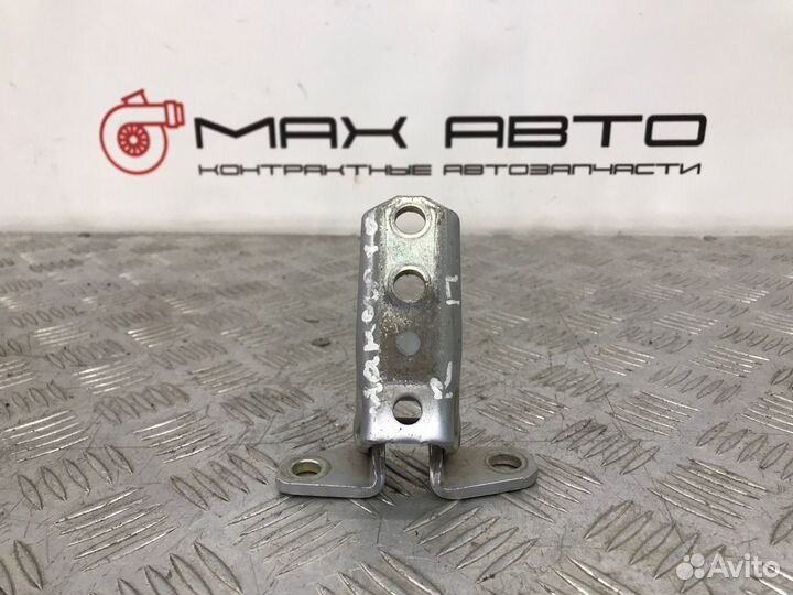 Б/У петля двери передний правый Mitsubishi Lancer