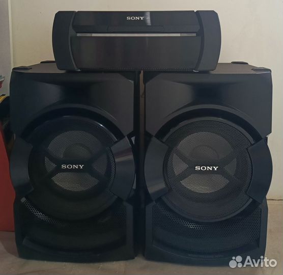 Музыкальный центр sony shake X 30D