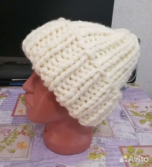 Шапка женская вязаная ручная работа
