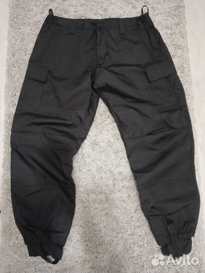 Форма чёрная