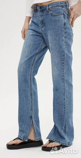 Джинсы с разрезами