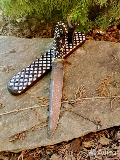 Авторский нож ручной работы с подставкой