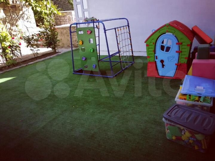 Комната 16 м² в 4-к., 1/2 эт.