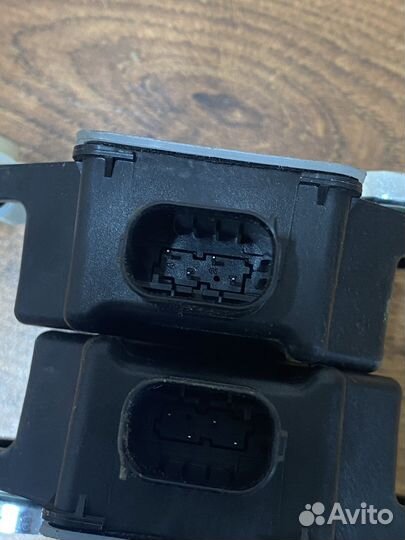 Датчик ускорения для Jeep Grand Cherokee WK2 2010