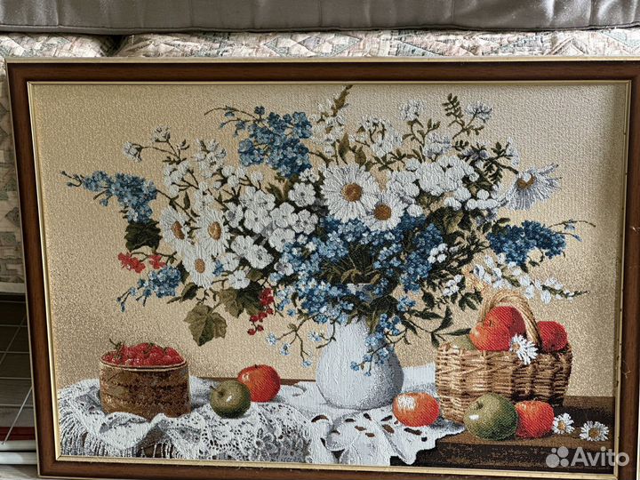 Картина в раме гобелен