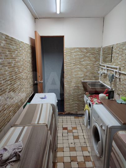 Комната 18 м² в > 9-к., 4/5 эт.