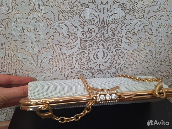 Женский кожаный клач