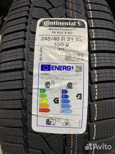 Continental ContiWinterContact TS 860S 245/40 R21