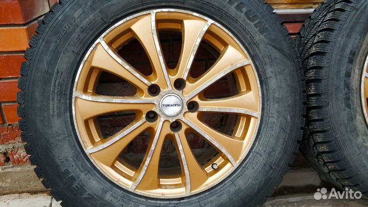 Sailun Ice Blazer Arctic SUV 245/65 R17