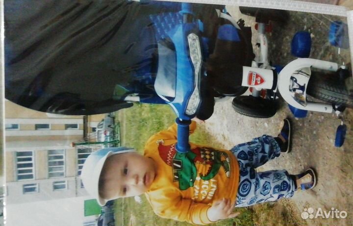 Велосипед трёхколёсный с ручкой