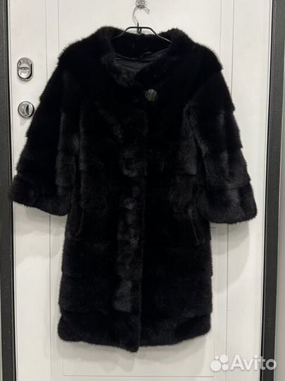 Норковая шуба женская итальянская черная