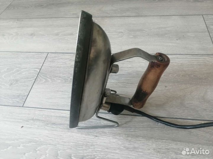 Утюг электрический СССР антиквар винтаж
