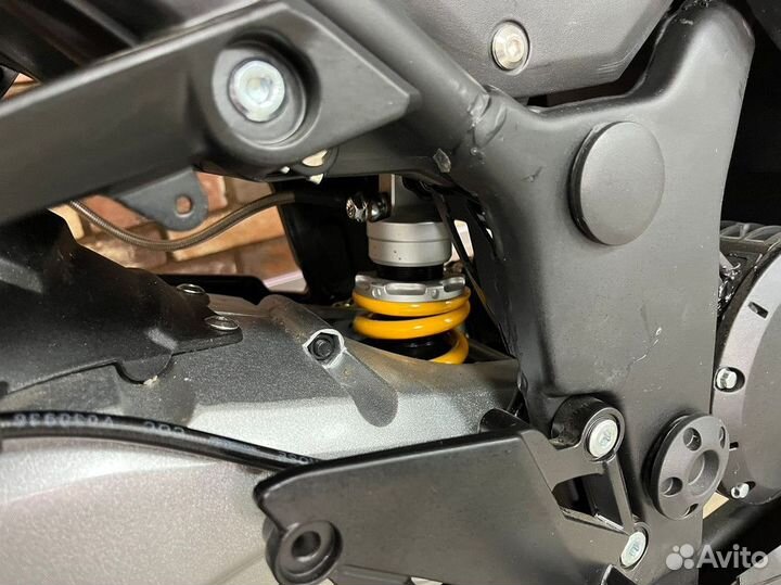 Электромотоцикл Yamaha R3