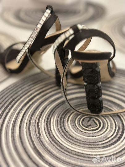 Босоножки женские 37 размер