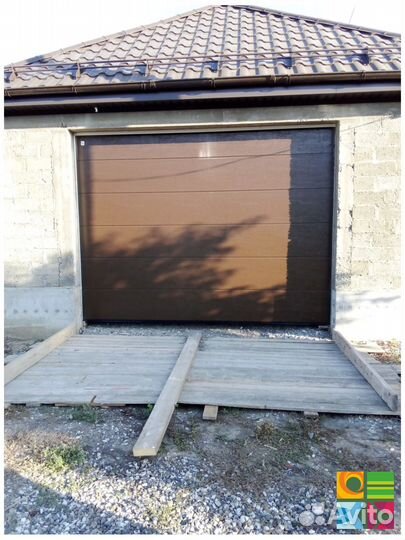 Гаражные ворота alutech