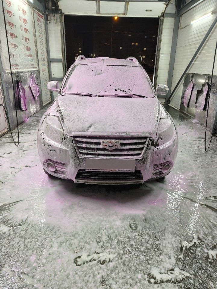 Geely Emgrand X7