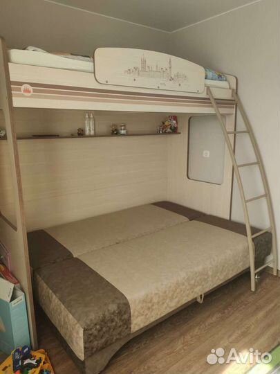 Кровать чердак (с матрасом)