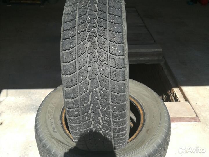 Toyo Winter Tranpath S1 215/70 R16