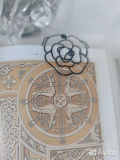 Закладка для книги Камелия chanel оригинал