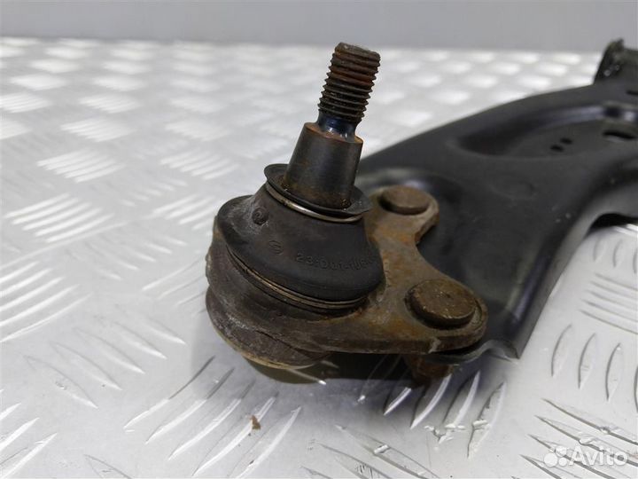 5Q0407152L Рычаг передний правый Skoda Octavia