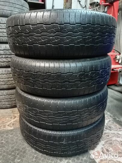 Bridgestone Dueler H/T 687 225/65 R17