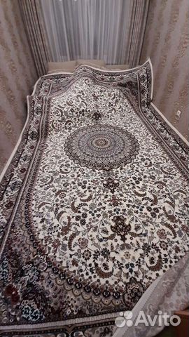 Ковер шерстяной новый