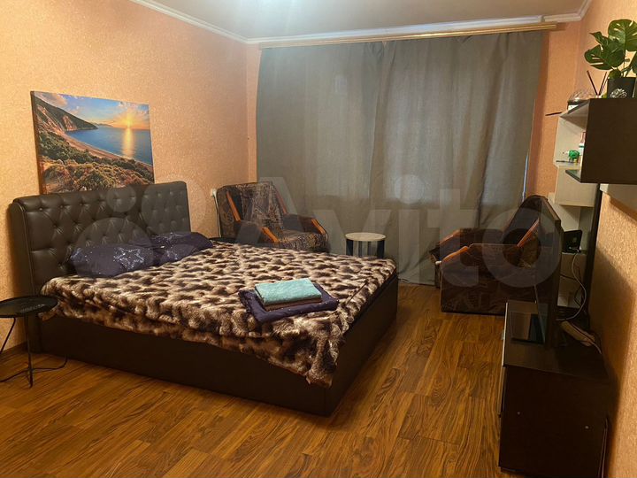 1-к. квартира, 50 м², 1/10 эт.