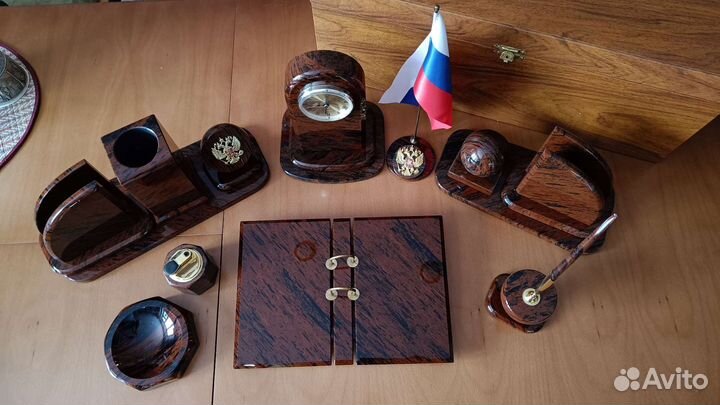 Настольный набор из обсидиана