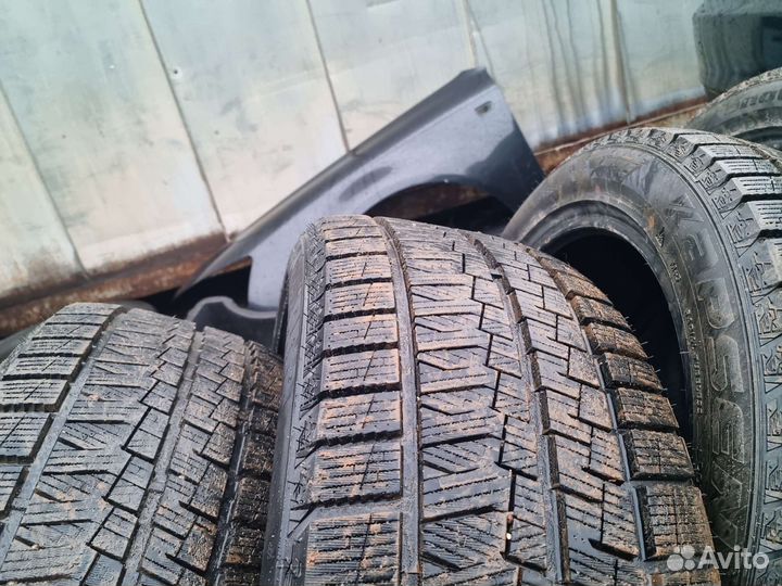 Kapsen SnowShoes AW33 245/45 R18