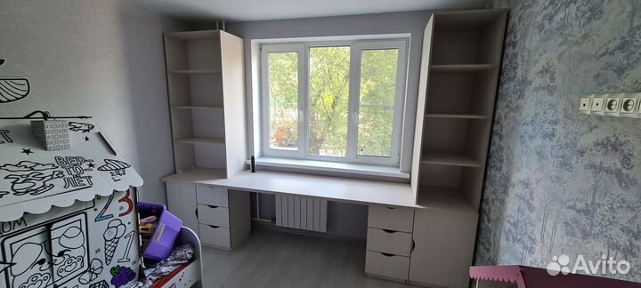 Рабочая зона у окна IKEA