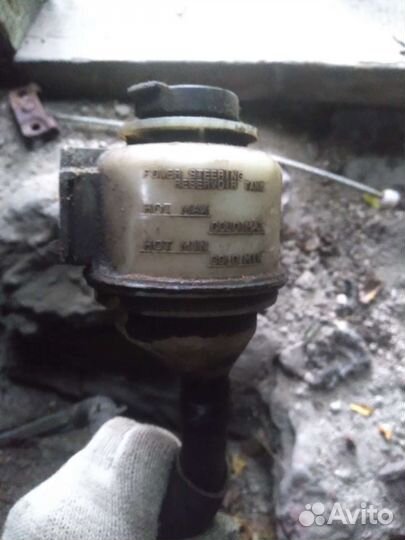 Запчасти на nissan ad