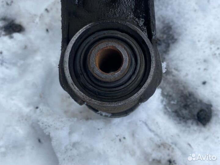 Рычаг передний правый мазда 323