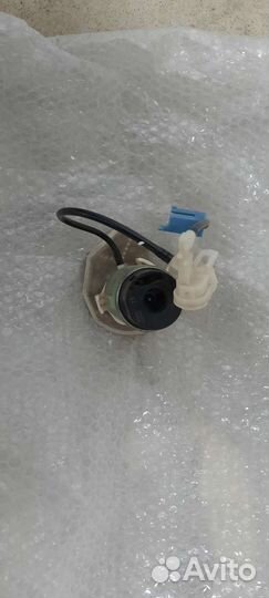 Топливный насос Toyota Rav4/2010