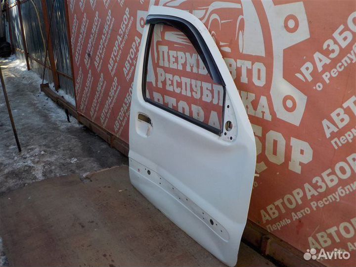 Дверь передняя правая Renault Kangoo FC0M K7JA710