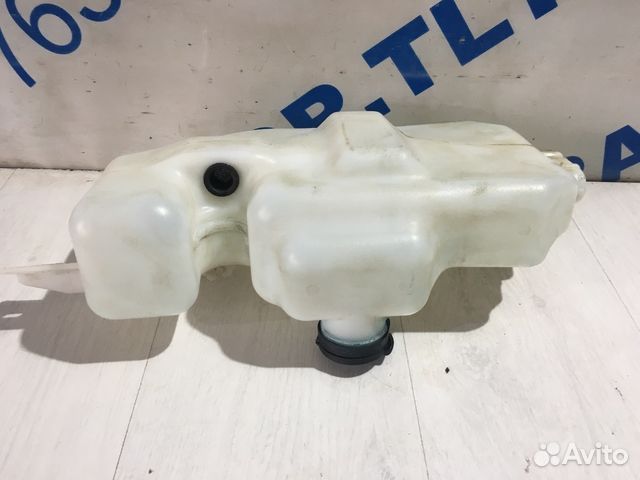 Бачок омывателя LADA vesta 1.6 мт седан